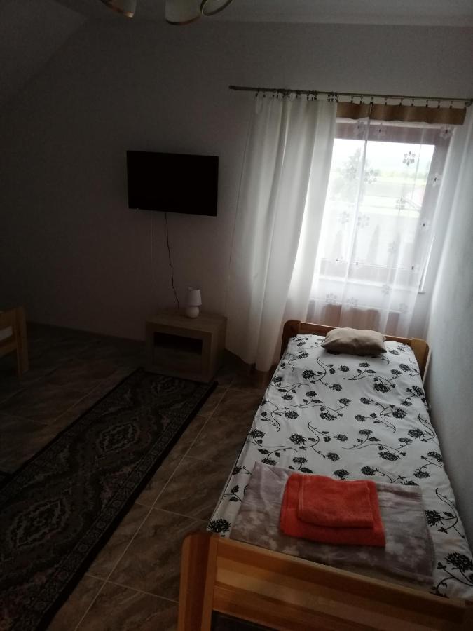 Hotel Potok 5 Zloczew Exterior foto
