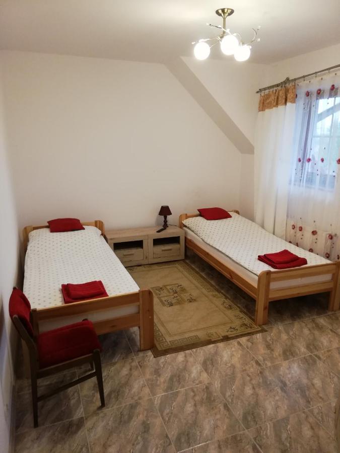 Hotel Potok 5 Zloczew Exterior foto